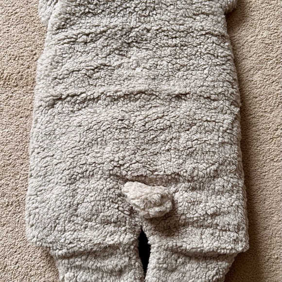 Adorable Tan Bear Baby Bodysuit - Picture 6 of 6